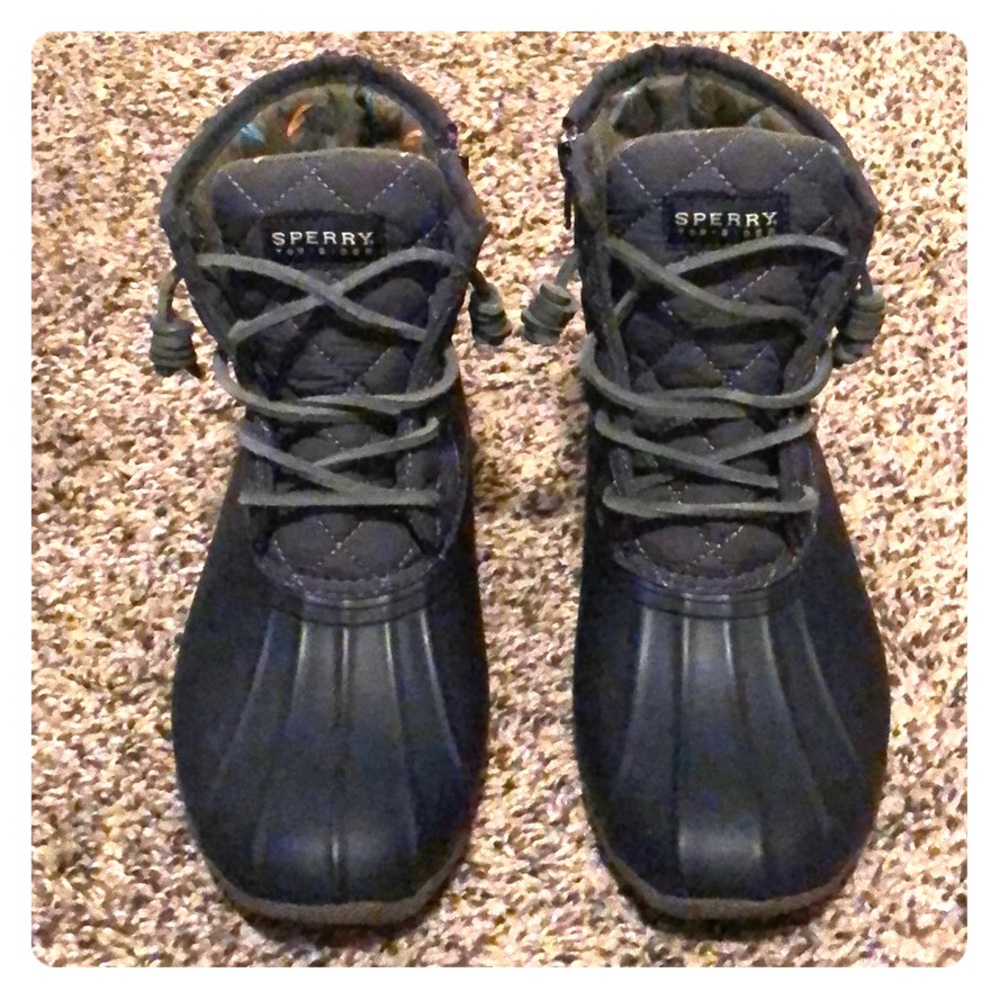 Women’s Sperry rain boots